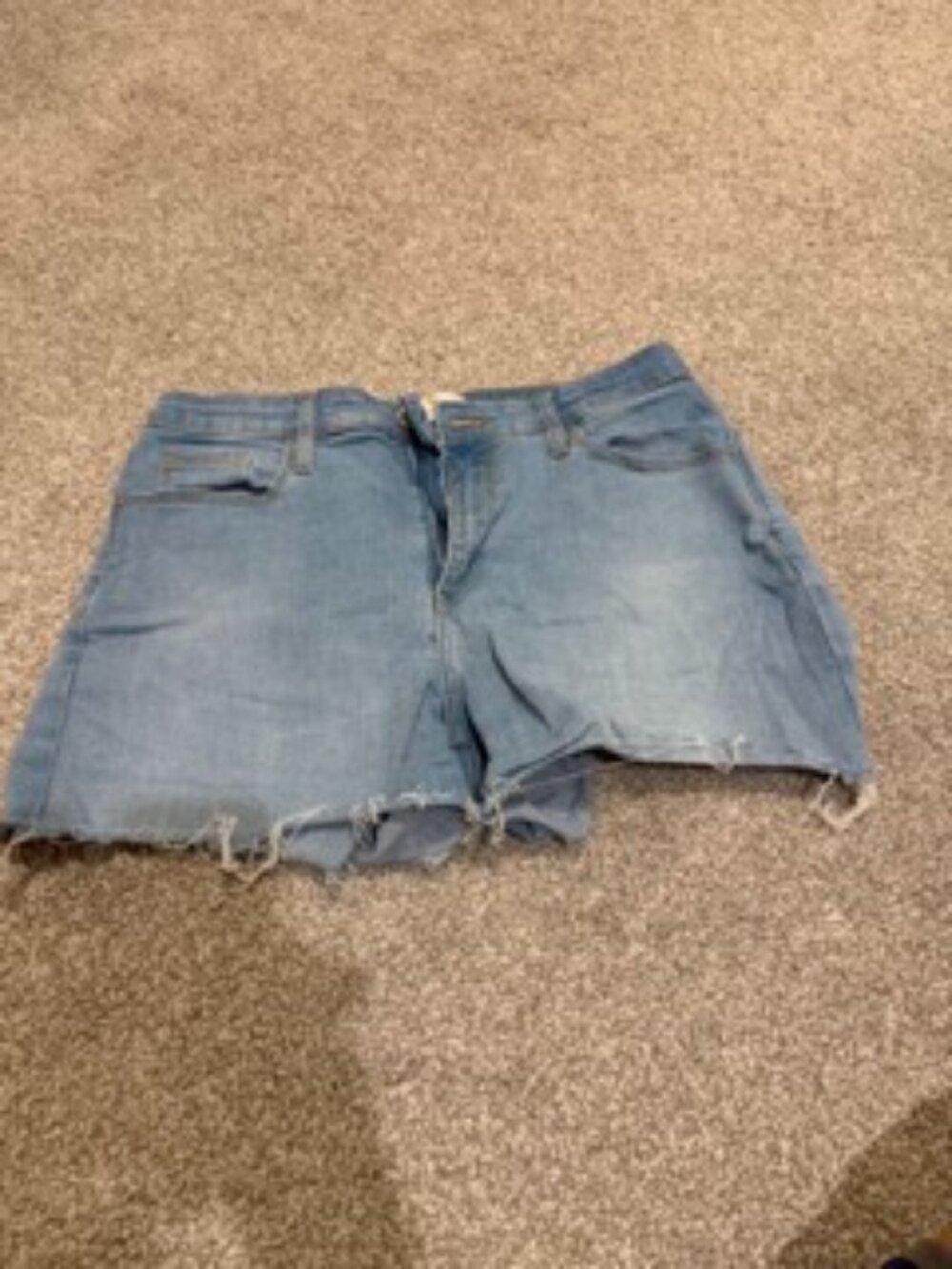 Universal Threads Shorts
